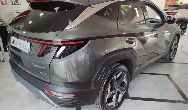 
								Hyundai Tucson 1.6 hev Xline 2wd A/T full									