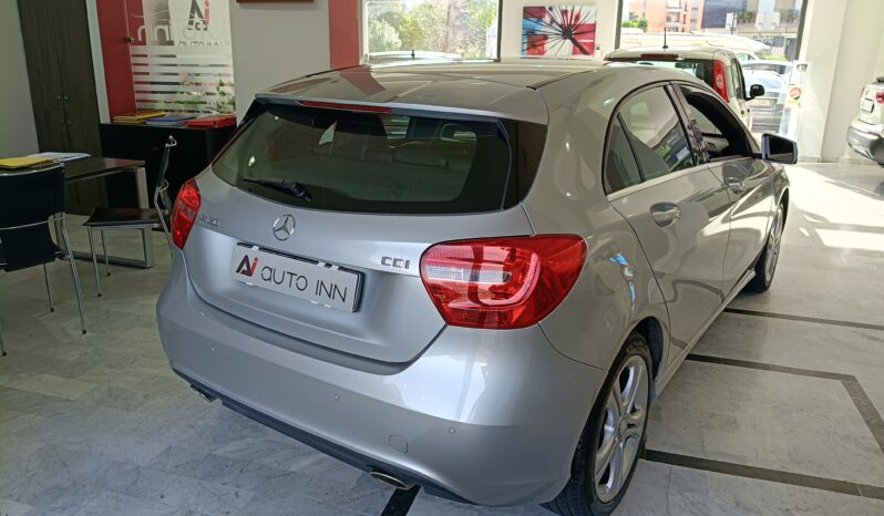 
								Mercedes Classe A180 1.5 diesel Sport full									