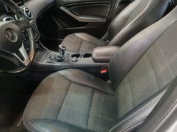 
										Mercedes Classe A180 1.5 diesel Sport full									