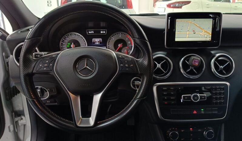 
								Mercedes Classe A180 1.5 diesel Sport full									