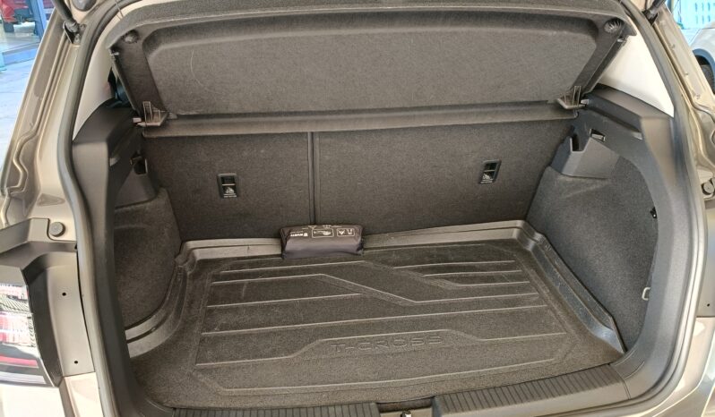
								Volkswagen T-Cross 1.0 benzina 95 CV full									