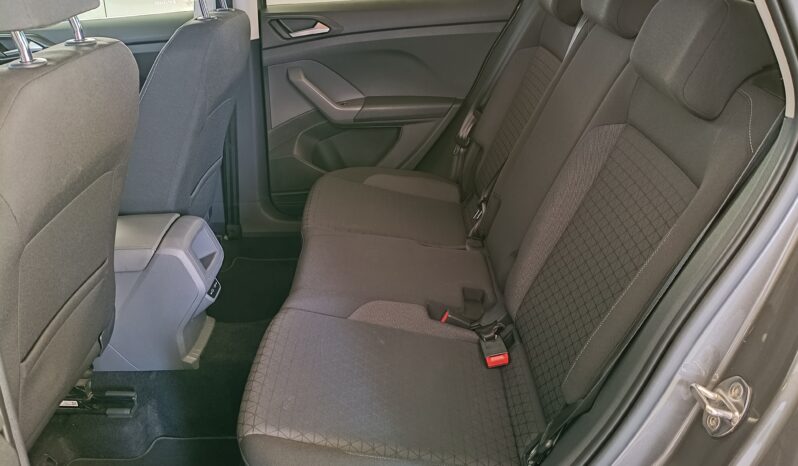 
								Volkswagen T-Cross 1.0 benzina 95 CV full									
