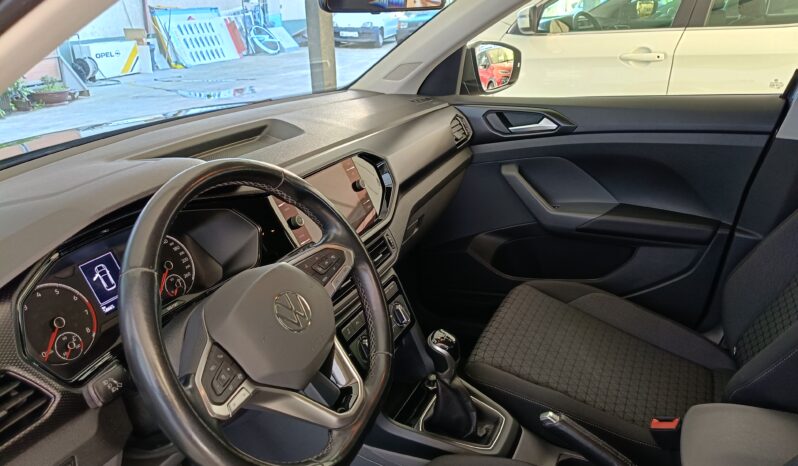 
								Volkswagen T-Cross 1.0 benzina 95 CV full									