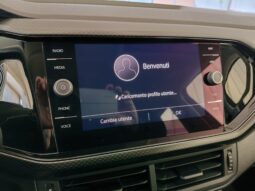 
										Volkswagen T-Cross 1.0 benzina 95 CV full									