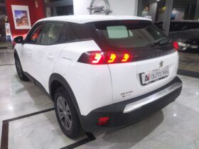 Peugeot 2008 1.2 100 CV Active